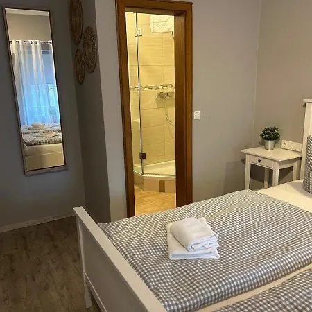 Gaestehaus Goldenes Lamm Guest house *