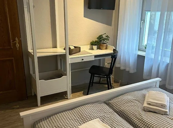بيت ضيافة Gaestehaus Goldenes Lamm روتنبورغ أوب در تاوبر